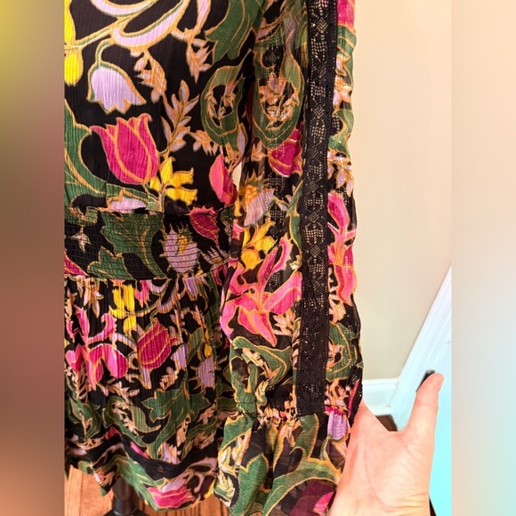 Women’s ANTHROPOLOGIE Genevieve lace floral mini dress- Size Small - Picture 3 of 8